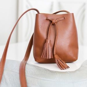 Shaffer LA Brown Leather Bucket Bag